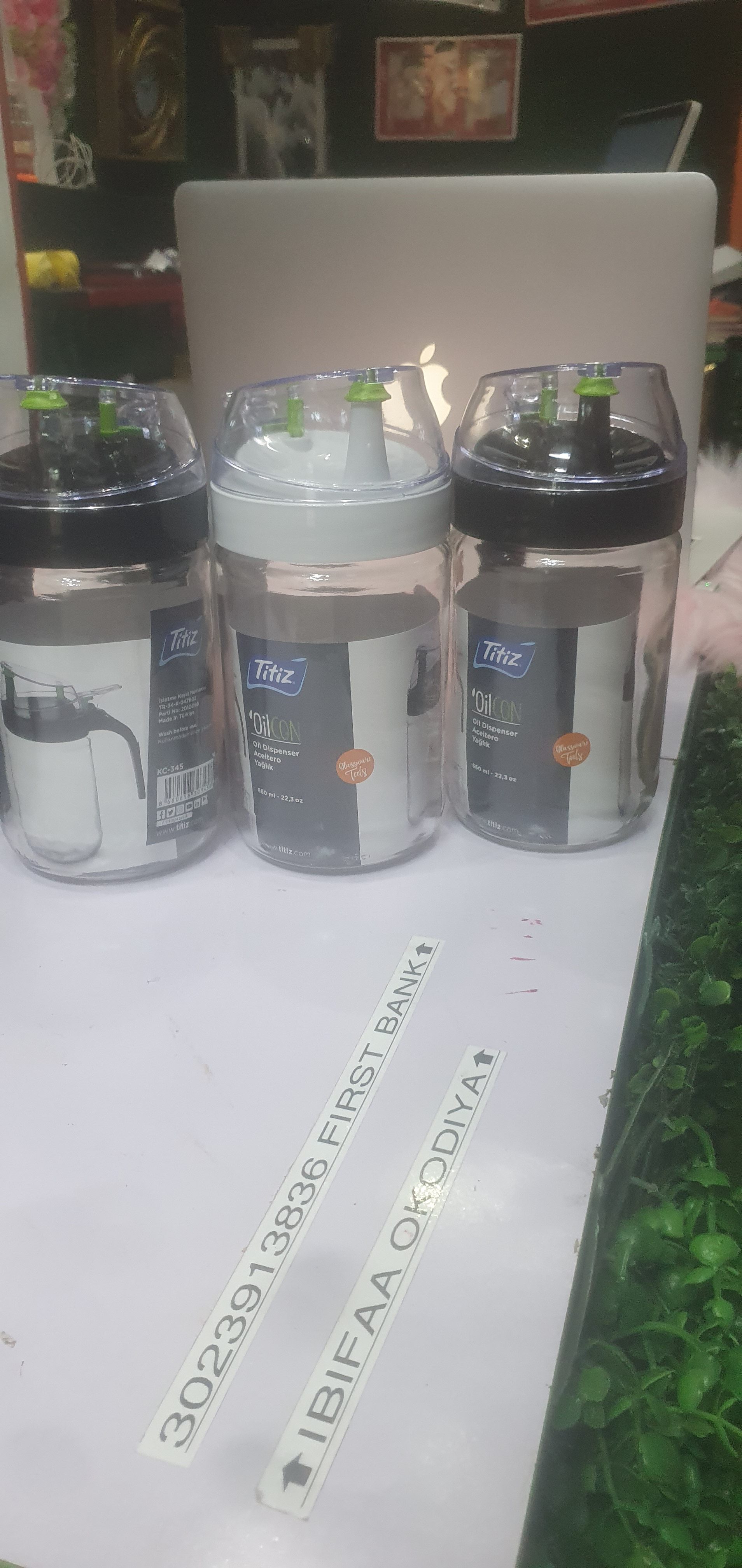 Oil Container Dispenser 660ML – Leakproof Kitchen Oil Bottle - Image 3