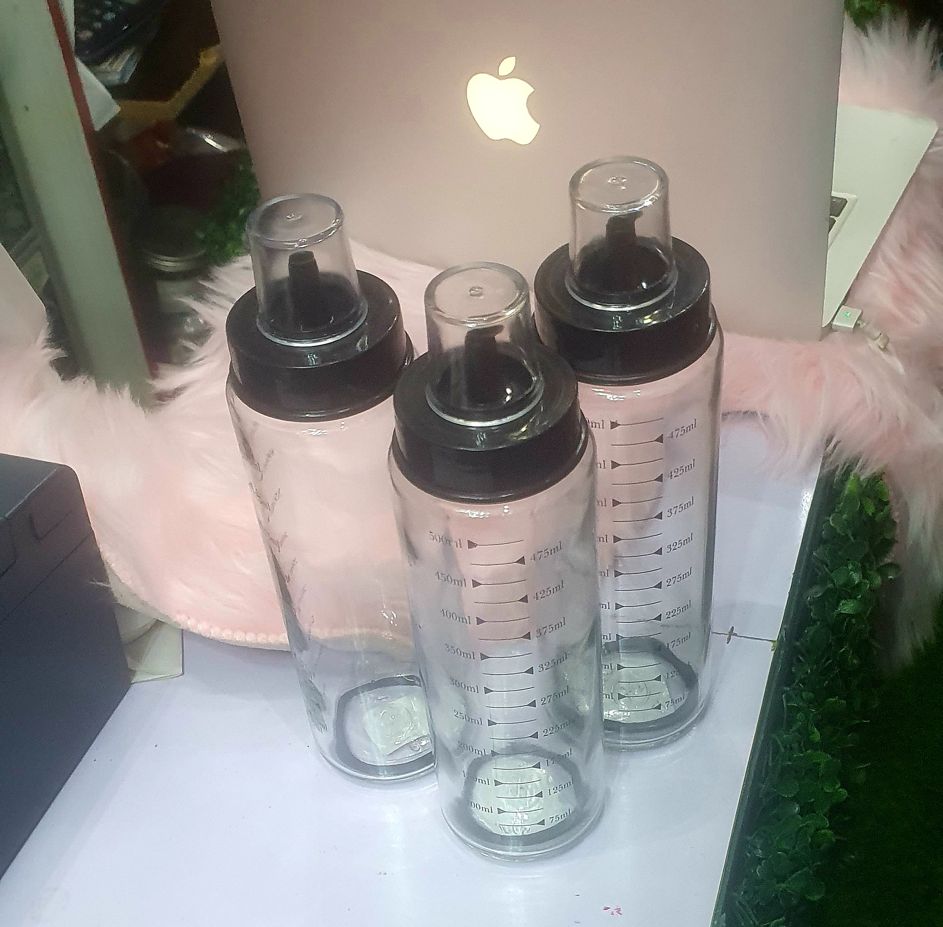 Premium Decorated Oil Dispenser Bottle 550ml – Kitchen Storage Essential - Image 3